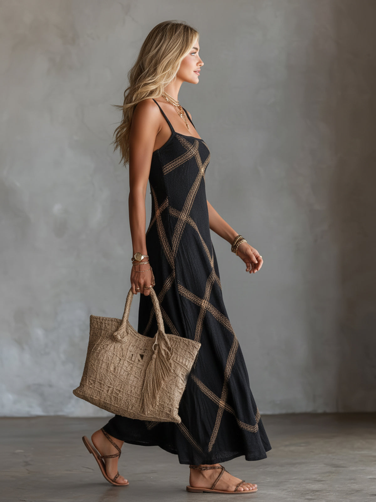 Vittoria – Geometrisches Kleid Schwarz Camel